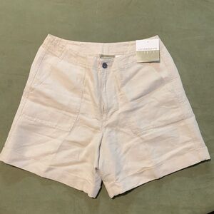 New with tags, High waisted, Linen , Liz Claiborne, Oatmeal color, cream